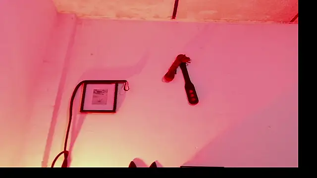 Girl Bondage online show from May 4, 1:07 pm
