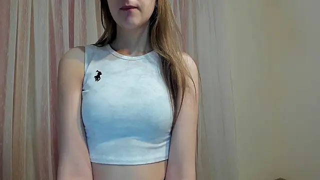 Snapshot of Lalyadiar chatting on February 3, 4:12 pm Lalyadiar online show from February 3, 4:12 pm