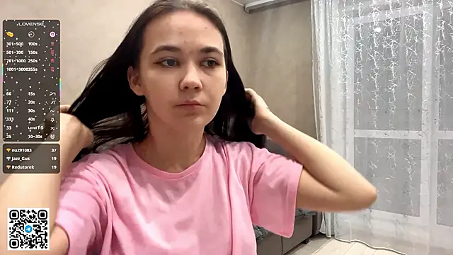 LiliBlandy online show from February 10, 5:17 pm