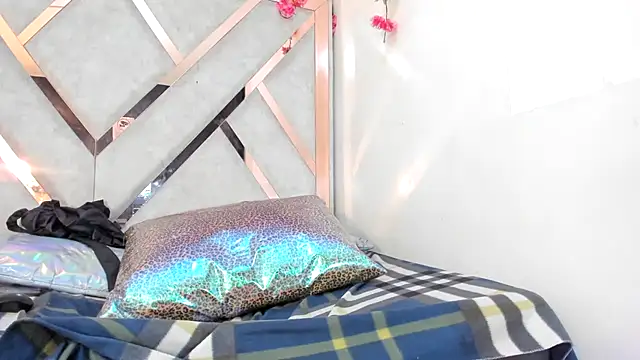 Geminis    online show from March 21, 8:19 am