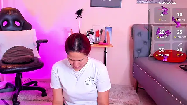 Snapshot of victoriazans chatting on March 11, 4:07 am victoriazans online show from March 11, 4:07 am