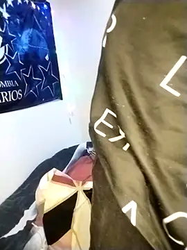 ruthles19 online show from February 7, 2:48 am