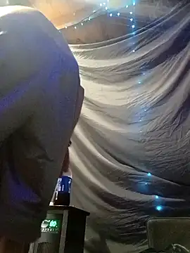 whitetrashsag420 online show from February 9, 1:42 am