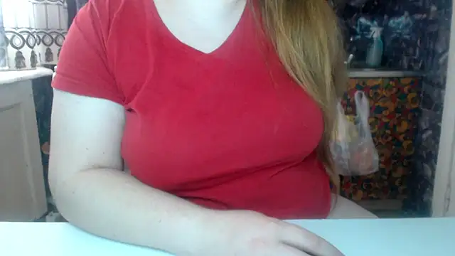 Snapshot of MaryShiny_ chatting on March 10, 8:19 am MaryShiny online show from March 10, 8:19 am