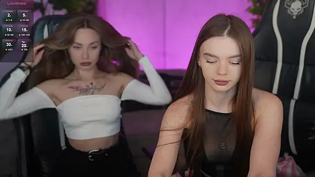 Snapshot of Zlata_Sky chatting on April 25, 2:36 pm Zlata Sky online show from April 25, 2:36 pm