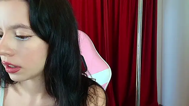 LunaAllure online show from February 11, 3:28 pm