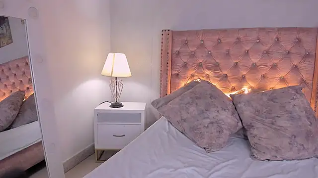 noah lewiss online show from February 9, 11:03 am