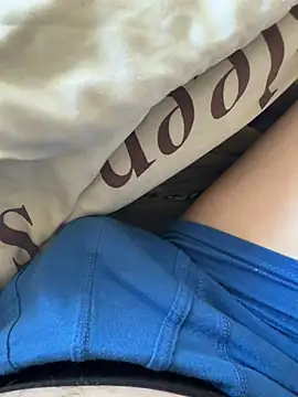 Snapshot of twankletoes1234 chatting on March 13, 10:22 am twankletoes1234 online show from March 13, 10:22 am