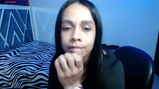 paula lopez   online show from April 25, 11:13 pm