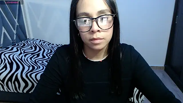 paula lopez   online show from May 9, 11:21 pm