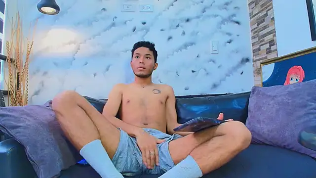 Damon Salvarote S online show from February 4, 8:58 pm