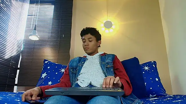 Damon Salvarote S online show from April 2, 1:09 pm