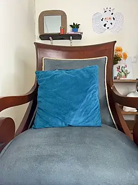 Snapshot of LilaRvsh chatting on April 1, 4:59 pm LilaRvsh online show from April 1, 4:59 pm