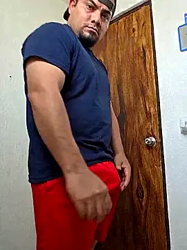 Snapshot of gerlop90 chatting on March 8, 10:24 pm gerlop90 online show from March 8, 10:24 pm