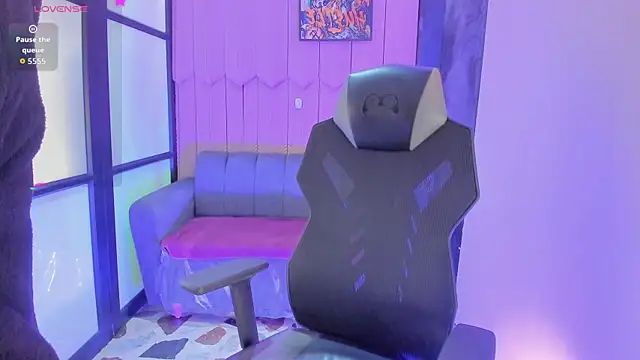 shaden  online show from February 12, 10:27 pm