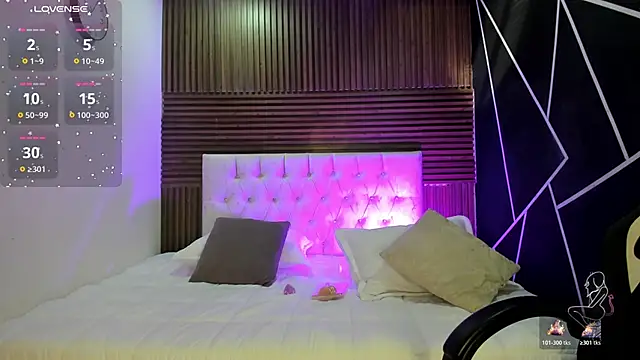 shaden  online show from March 11, 8:26 pm