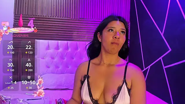 shaden  online show from May 15, 11:01 pm