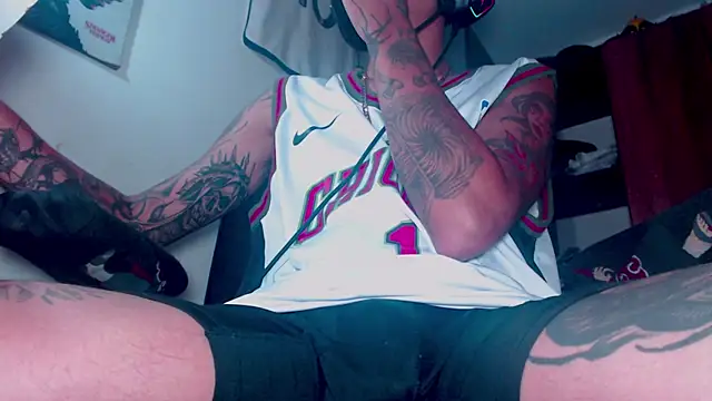 theskateboy online show from April 3, 6:22 am