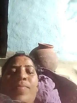 Snapshot of Manu_mehta chatting on April 23, 2:52 pm Manu mehta online show from April 23, 2:52 pm
