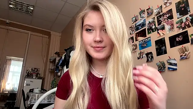 Snapshot of colamy chatting on February 10, 12:09 pm colamy online show from February 10, 12:09 pm