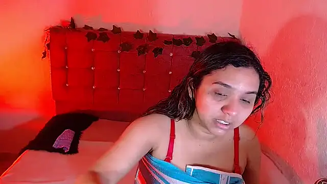 miiia perez online show from March 25, 7:31 pm