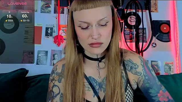 Snapshot of SugarSoot chatting on June 30, 5:41 am SugarSoot online show from June 30, 5:41 am