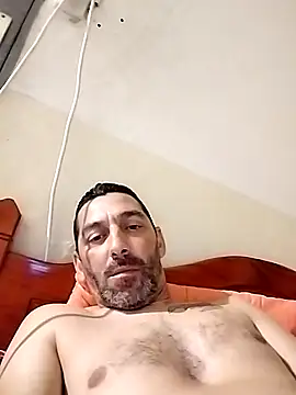 Snapshot of Spider2828 chatting on April 24, 4:53 pm Spider2828 online show from April 24, 4:53 pm