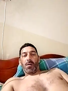 Snapshot of Spider2828 chatting on May 21, 4:47 pm Spider2828 online show from May 21, 4:47 pm