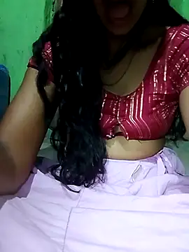 Snapshot of Royal_hotti0011 chatting on March 18, 9:07 pm Royal hotti0011 online show from March 18, 9:07 pm