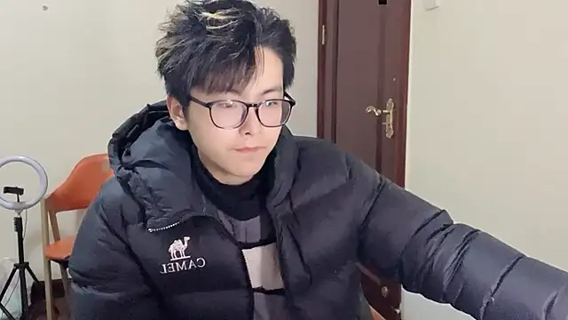 zijunzbzs online show from February 5, 10:20 am