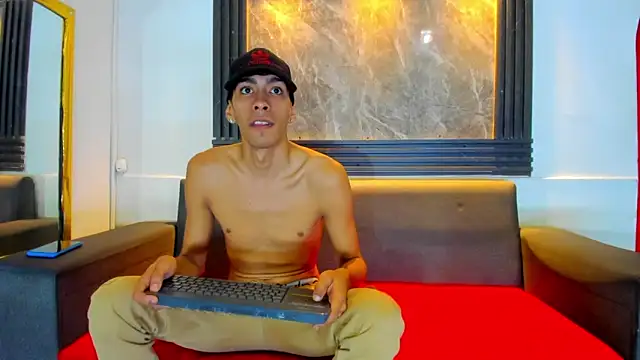 biig boy online show from May 13, 8:06 pm