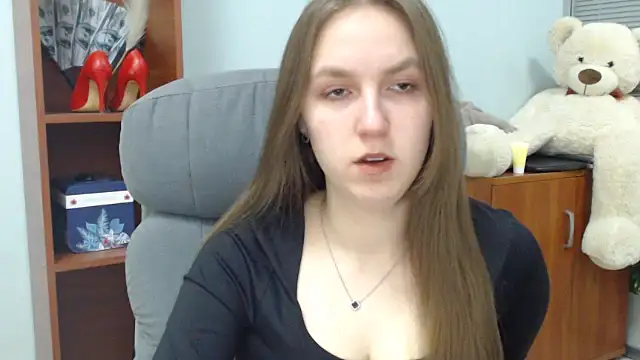 Snapshot of Nessi-Morris chatting on February 6, 7:12 am Nessi-Morris online show from February 6, 7:12 am