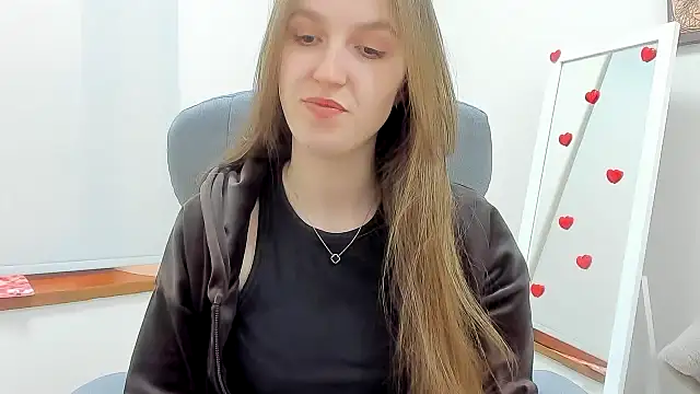 Snapshot of Nessi-Morris chatting on February 17, 9:50 am Nessi-Morris online show from February 17, 9:50 am