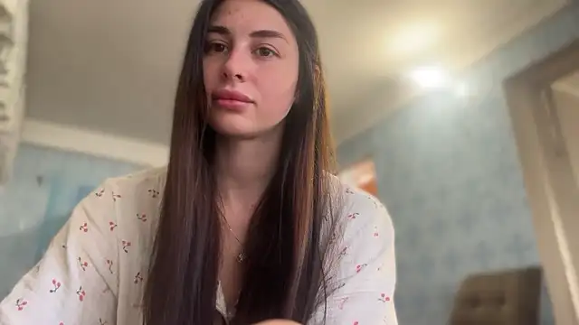 LiluMartiznir online show from May 15, 5:36 am
