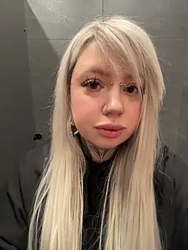 Chiibi online show from February 13, 9:38 am