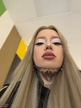 Chiibi online show from March 30, 10:27 am