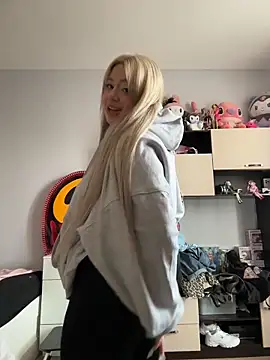 Chiibi online show from March 31, 10:59 am