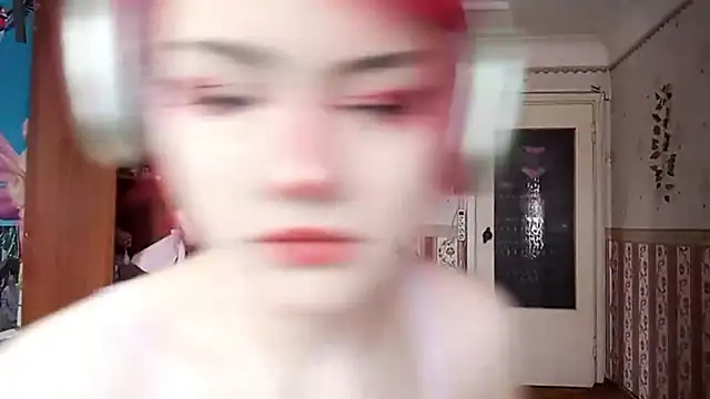 Snapshot of KathernSaulters chatting on April 1, 7:09 am KathernSaulters online show from April 1, 7:09 am