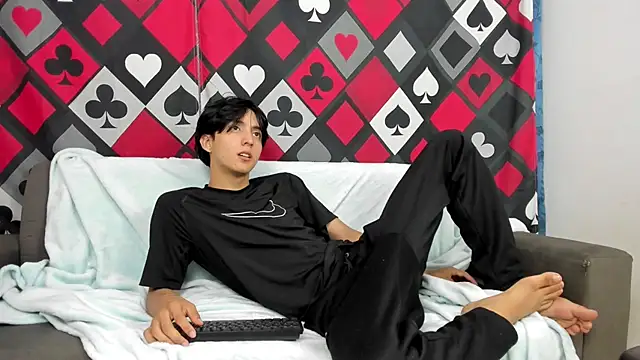 Snapshot of Steerlingxvx chatting on February 7, 1:20 am Steerlingxvx online show from February 7, 1:20 am