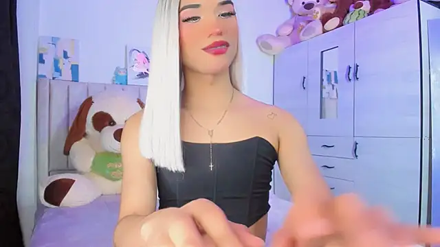 Snapshot of baby_cleo_ chatting on February 3, 10:59 pm baby cleo online show from February 3, 10:59 pm