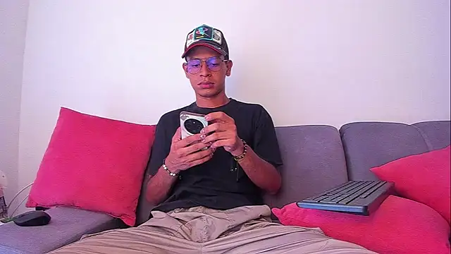 StellayDrake online show from February 7, 3:27 pm