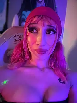 Snapshot of Maaddy_LS chatting on March 10, 7:52 pm Maaddy LS online show from March 10, 7:52 pm