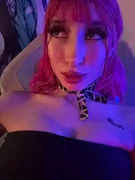 Snapshot of Maaddy_LS chatting on March 15, 3:29 pm Maaddy LS online show from March 15, 3:29 pm