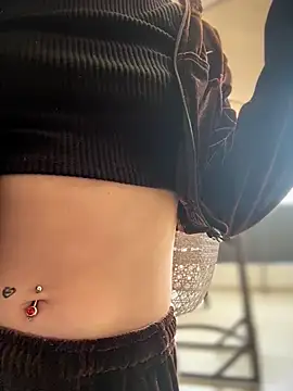 Snapshot of Maaddy_LS chatting on March 30, 8:10 pm Maaddy LS online show from March 30, 8:10 pm