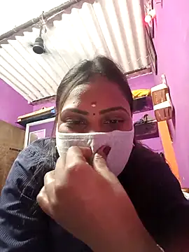 Snapshot of Tamil_Hot_Nisha chatting on April 5, 5:48 am Tamil Hot Nisha online show from April 5, 5:48 am