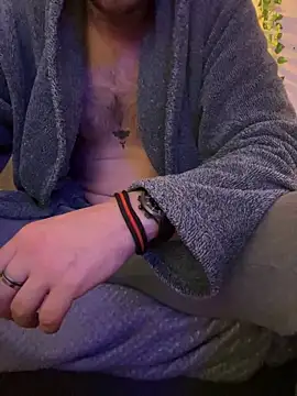 Piratee666 online show from February 2, 11:58 pm