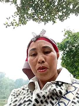 lena-cute online show from March 7, 3:36 am