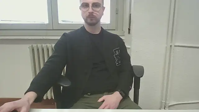 ItalianAlex online show from March 11, 1:50 pm