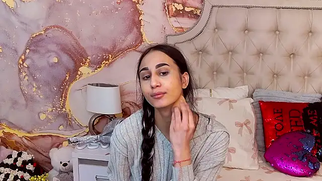 LexiPlay online show from March 25, 5:35 am