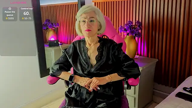 miss monserrate01 online show from May 19, 1:39 pm
